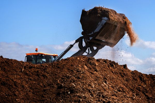 Dirt Spreading in Cookeville